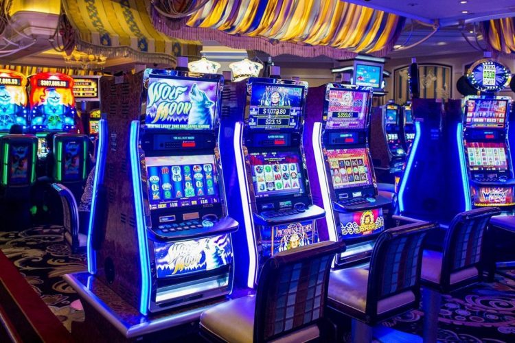 slot-machines-gaming-floor_m-1536x864